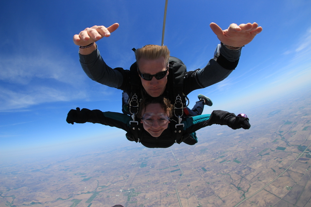 Conquering Your Fears: My First Skydiving Experience